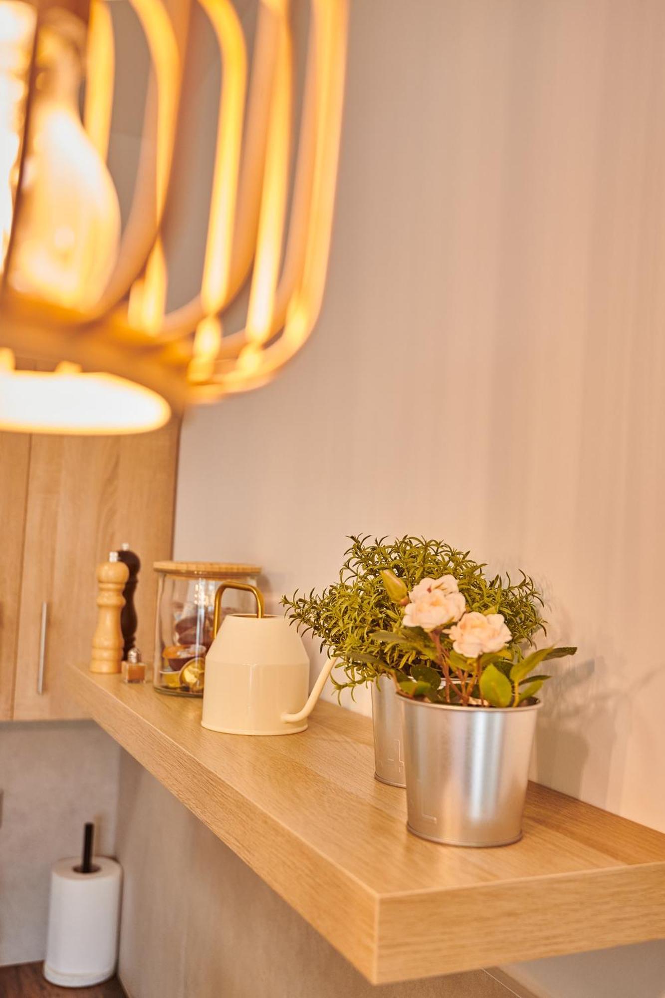 The Lemon House Apartment Artemida  Bagian luar foto