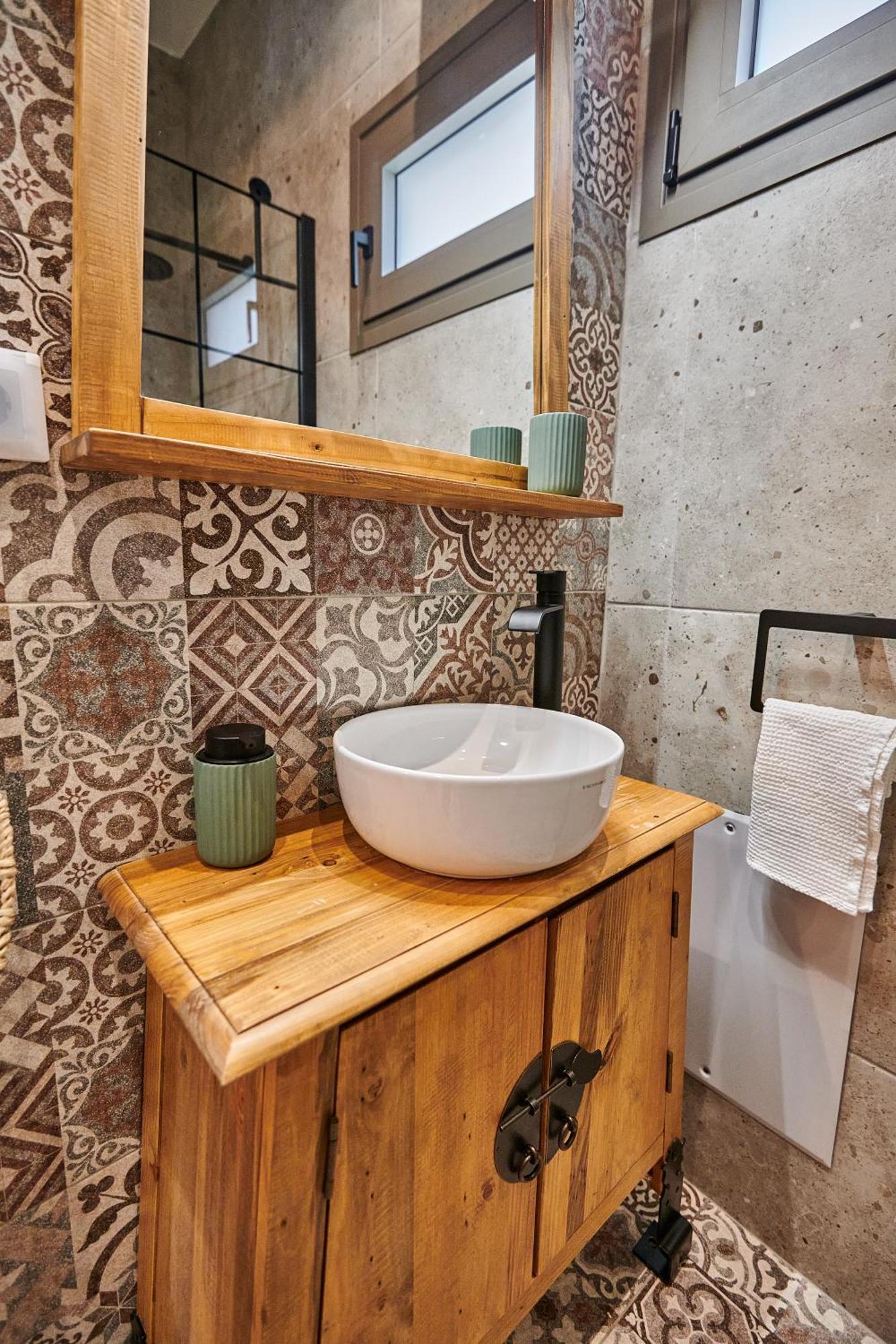 The Lemon House Apartment Artemida  Bagian luar foto