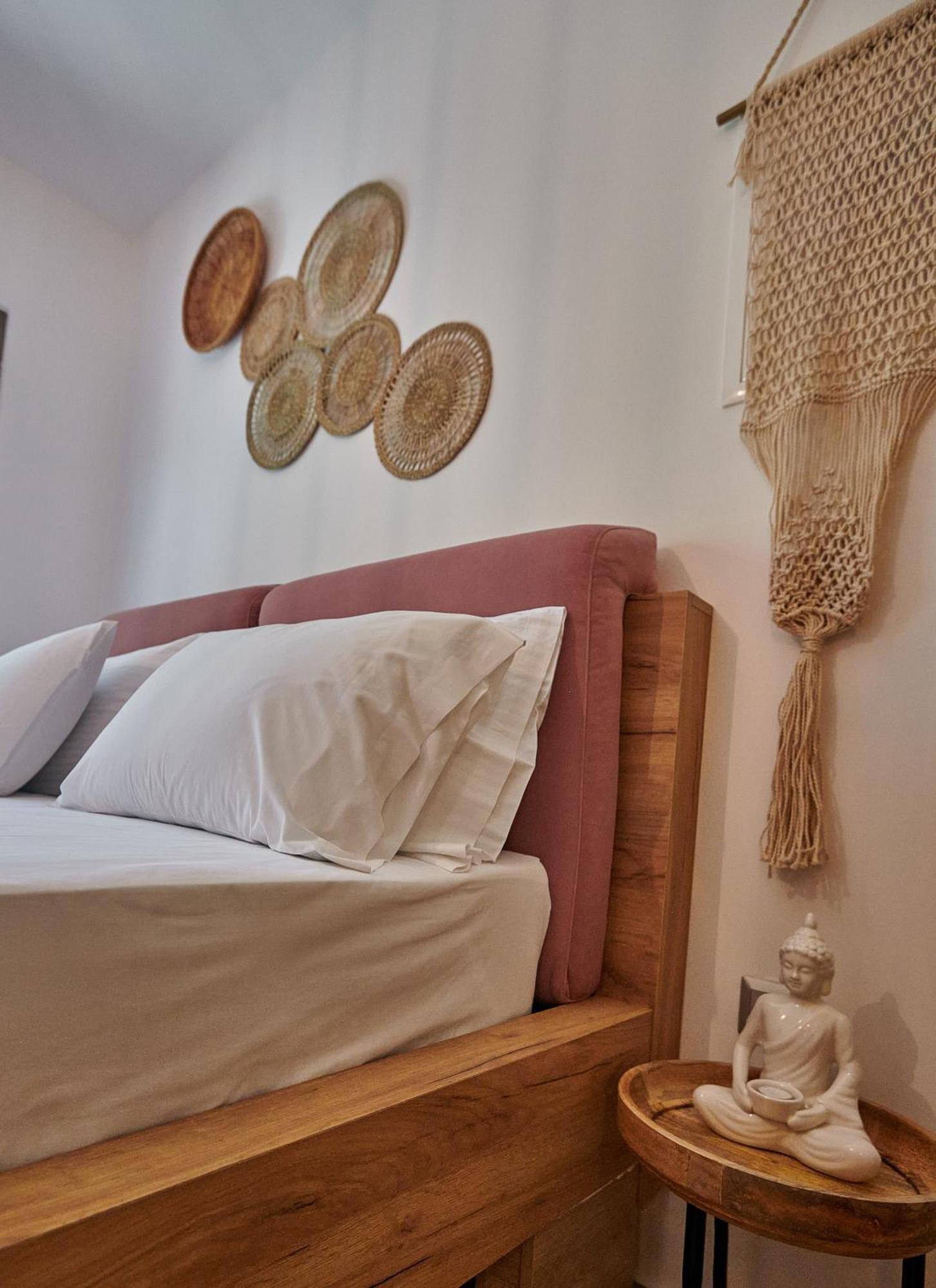 The Lemon House Apartment Artemida  Bagian luar foto