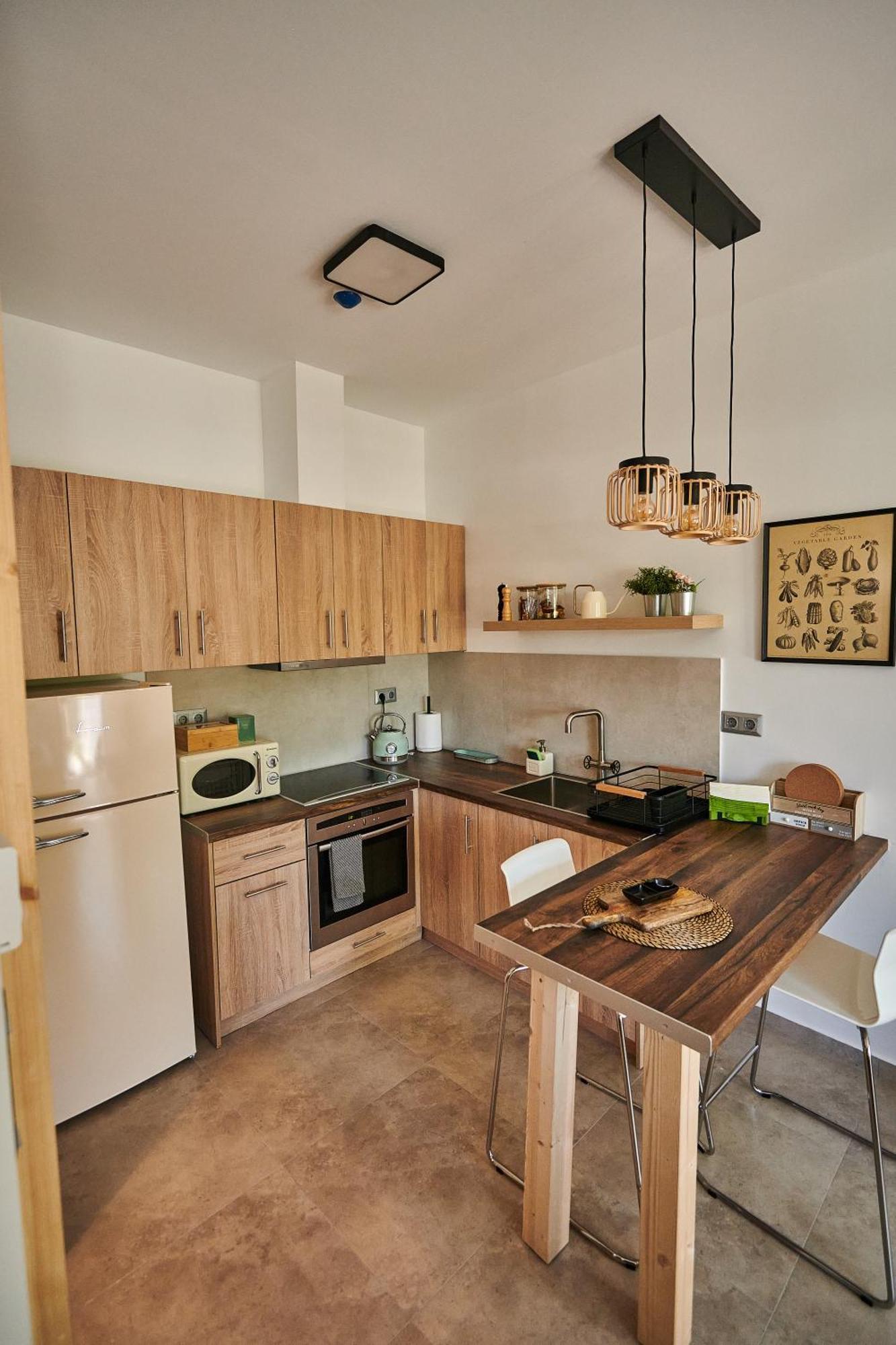 The Lemon House Apartment Artemida  Bagian luar foto